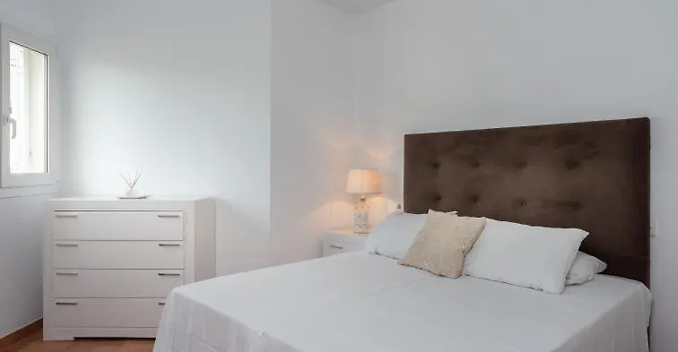 Beach Front Apartment In Puerto Banus Marbella